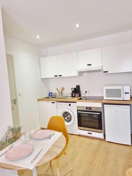 Apartament Le Saint Charles - T2 Hypercentre - Metro - Wifi Tuluza Zewnętrze zdjęcie