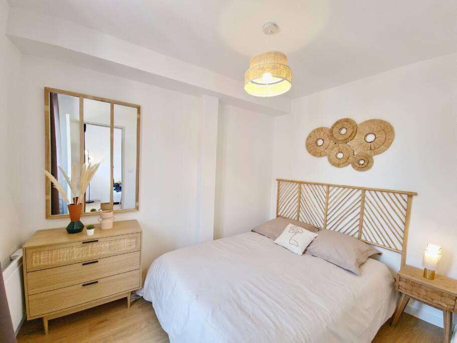 Apartament Le Saint Charles - T2 Hypercentre - Metro - Wifi Tuluza Zewnętrze zdjęcie